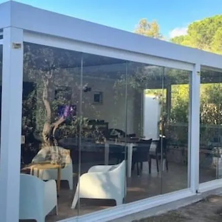 Jungle House Flamingo Holiday home *