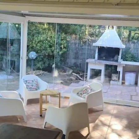 Jungle House Flamingo Holiday home *